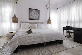 New Beachfront Penthouse by RedAwning