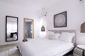 New Beachfront Penthouse by RedAwning