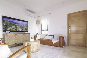 New Beachfront Penthouse by RedAwning