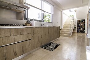 New Beachfront Penthouse by RedAwning