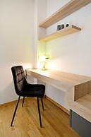 Elegant Big Apartment in Athens With Balcony