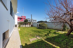 2732 Suite More by Barbarhouse