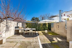 2732 Suite More by Barbarhouse
