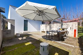 2732 Suite More by Barbarhouse
