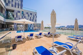 Nasma Luxury Stays - Al Raha Lofts 2