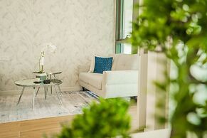 Nasma Luxury Stays - Al Raha Lofts 2