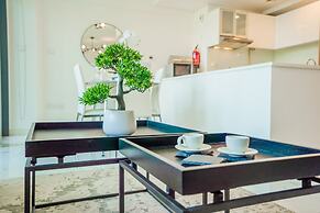 Nasma Luxury Stays - Al Raha Lofts 2
