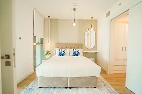 Nasma Luxury Stays - Al Raha Lofts 2
