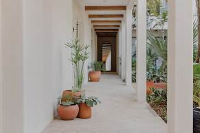 Sendero Hotel