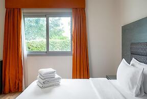 Vesta - Luxury Apt- 2BR - CFC II