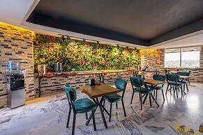 Nova Hotel