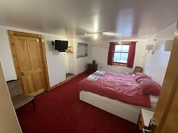St Magnus Bay Hotel