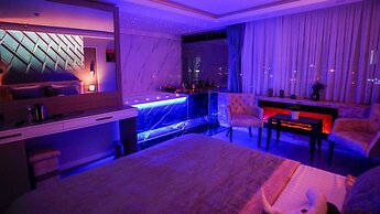 Aura Marina Hotel