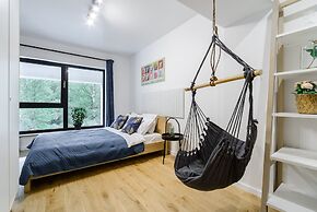 Lumina cozy 2-level apart with terrace