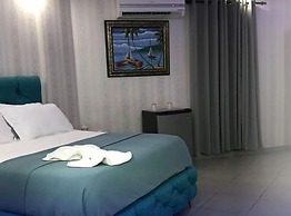 Dinasty Hotel