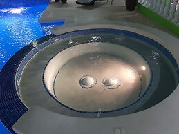 PeSheres Inn & Spa