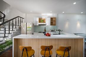 T P Pool Villa