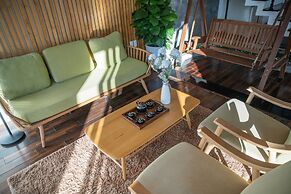T P Pool Villa