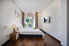 T P Pool Villa