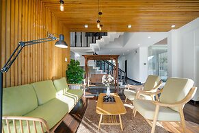 T P Pool Villa