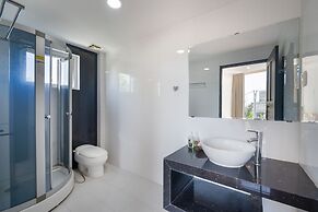 T P Pool Villa