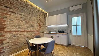 Carol Residence | powered by NEO
