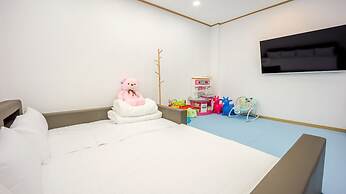 Pocheon Wuri Kids Poolvilla