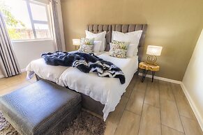 Val de Vine Guesthouse