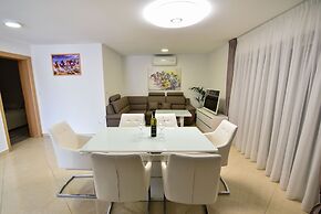 Apartments Sana