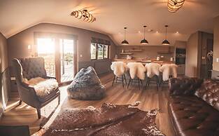 Zen Jungle Retreat