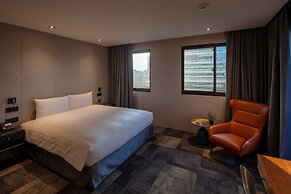 Roaders Plus Hotel Theme