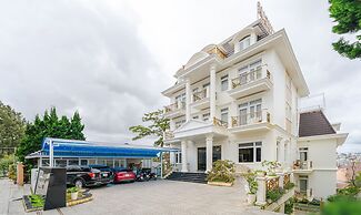 Nature Hotel - Luong The Vinh