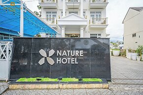 Nature Hotel - Luong The Vinh