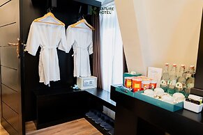 Nature Hotel - Luong The Vinh