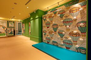 Roaders Plus Hotel Taipei Station