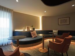 Roaders Plus Hotel Taipei Station