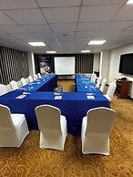 The Crossroads Hotel Westlands