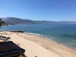 Los Tules Mexican Resort