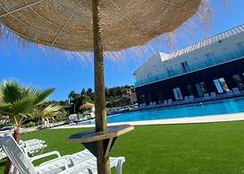 Hotel Lena Village