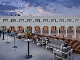 Mercure Conacul Cozieni
