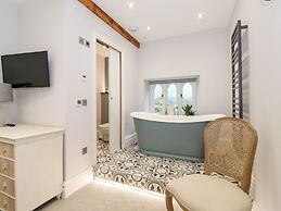Eller Close House