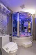 South Hotel Suites