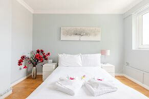 3 Bed Flat, Dedicated Workspace, Parking, 4KTV