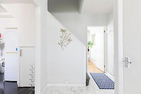 3 Bed Flat, Dedicated Workspace, Parking, 4KTV
