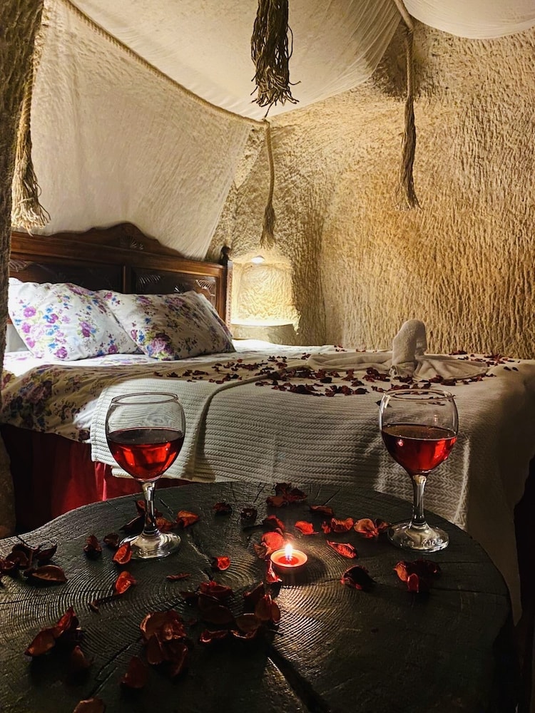 Ela cave house