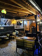 Ela cave house