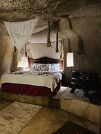 Ela cave house