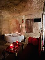 Ela cave house