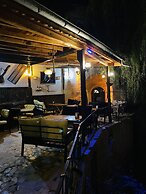 Ela cave house