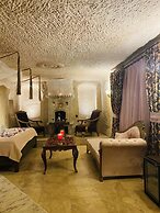 Ela cave house